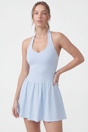 baby blue tennis dress Ace Affair in Sleeve Type:BARDOT & OFF THE SHOULDER fabric dress—TechSweat on the Zolique Plunging Neck Batwing Taglia:38