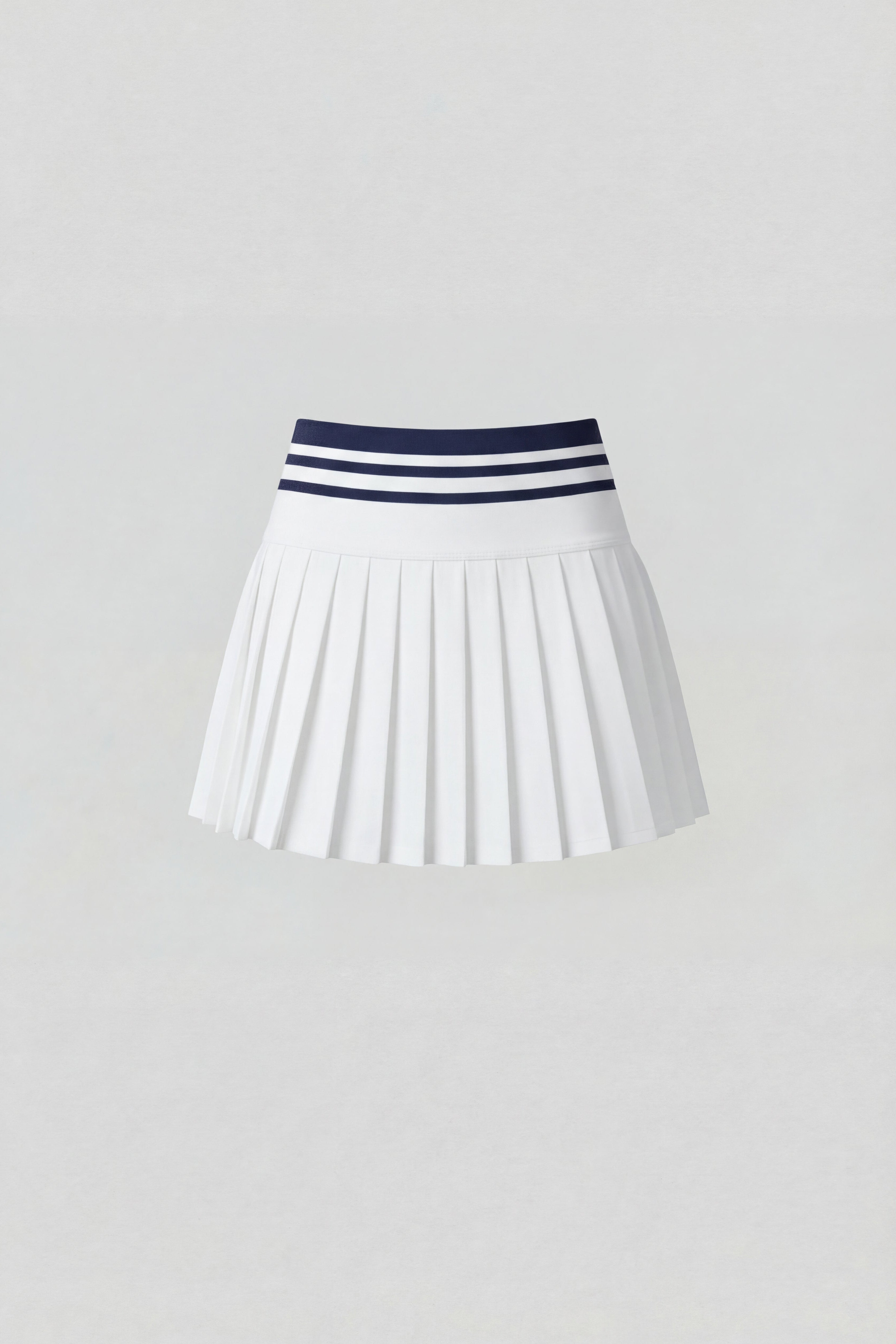 Match Point Pleated Tennis Skirt in White